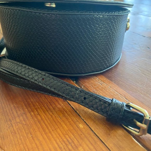 BCBG "Jessie" Crossbody Bag, Black NWT - Picture 8 of 9